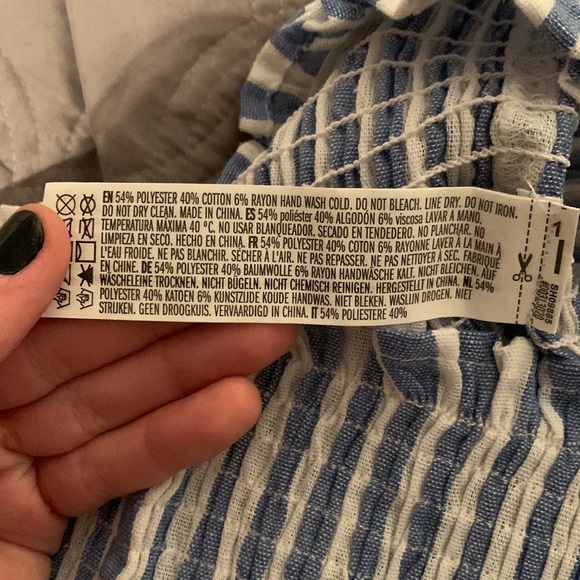 ⭐️HOST PICK⭐️ [M]👚NWOT - F21 striped tube top - Picture 7 of 7